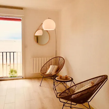 Merveilleux Face La Apartment *