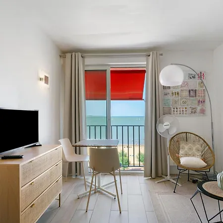 Merveilleux Face La Apartment *